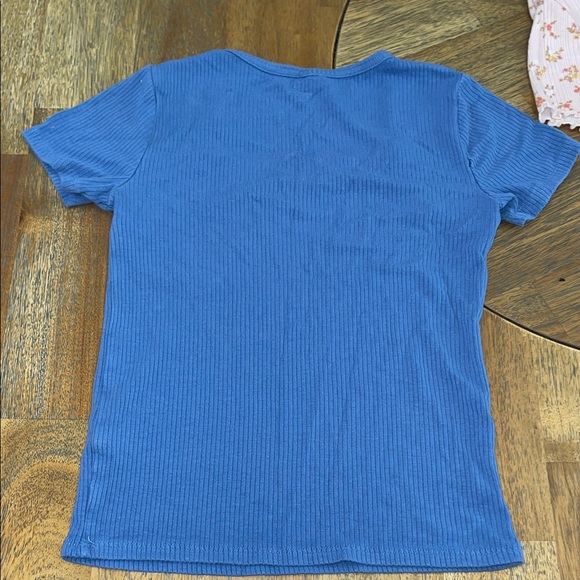 Short Sleeve Top Bundle - Picture 11 of 11
